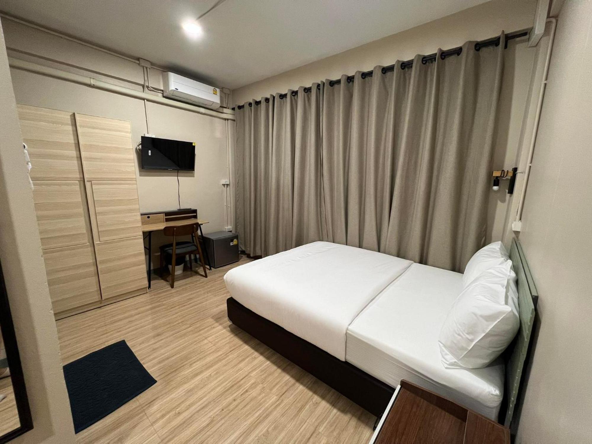 Bangwa House - Mrt Bangwa Station 호텔 방콕 외부 사진